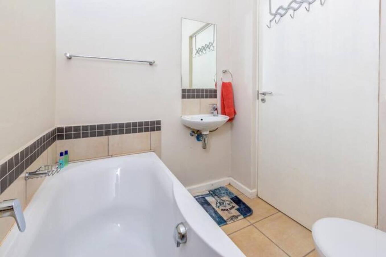 Oyster Walk Knysna - 2 Bedroom Екстер'єр фото